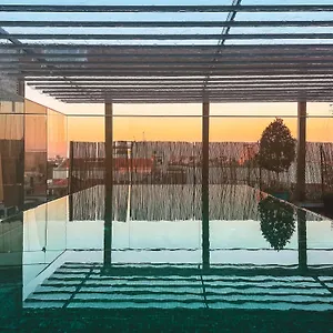 Lux Park מלון ליסבון